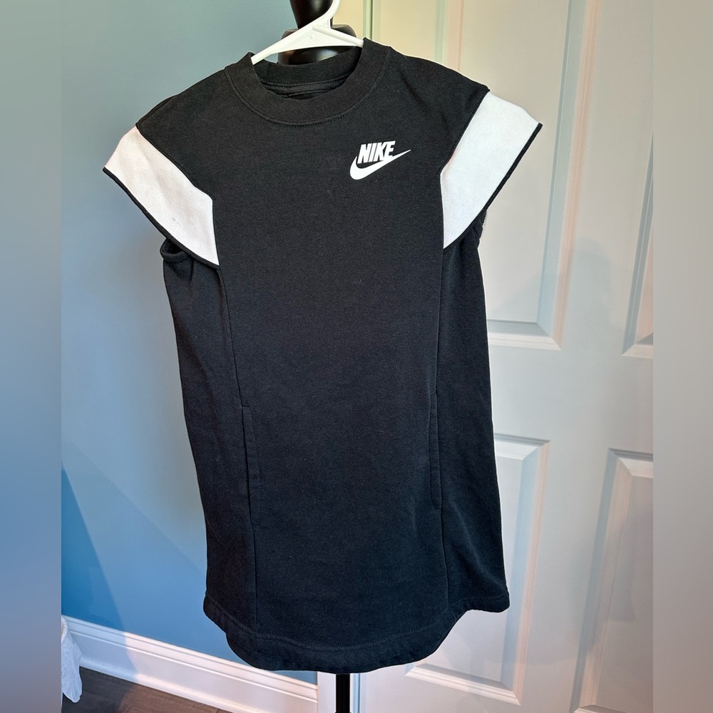 Nike Girls Fleece Dress Size Youth‎ Small